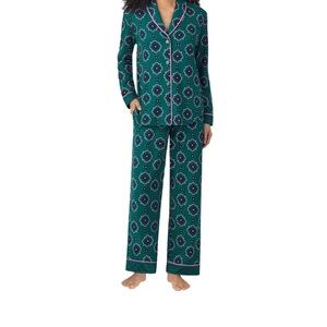 NWT Room Service Women multiprint  Shawl collar Pajama set Green